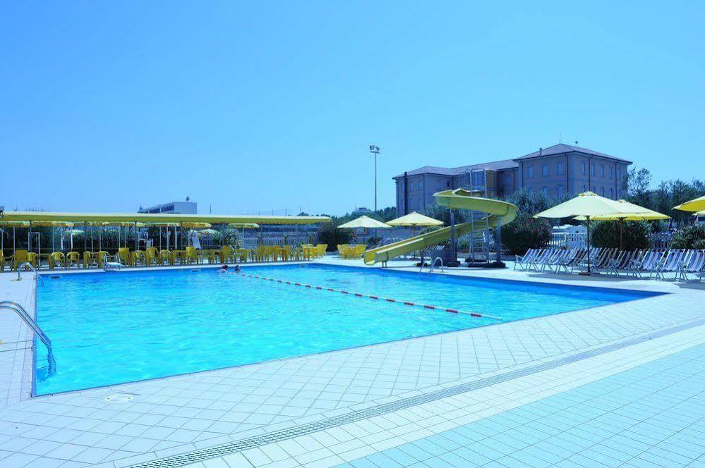 Hotel In Cesenatico Exteriér fotografie